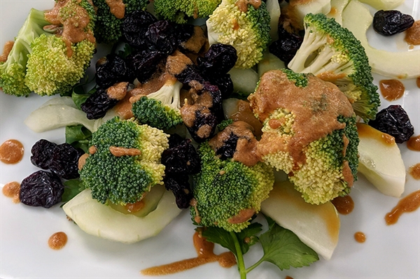 Broccoli Salad with Peanut Dressing