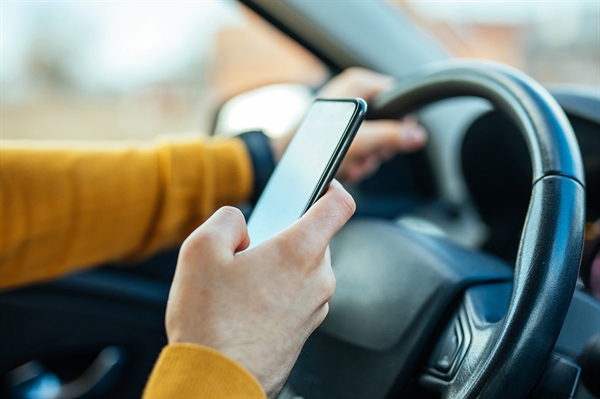 Pay attention! Distracted driving highlighted during April