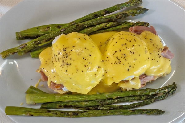 Southern-style Eggs Benedict