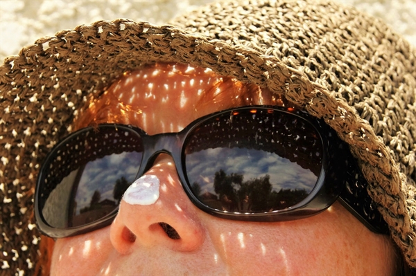 Sunglasses and sunscreen: How to beat the heat this summer
