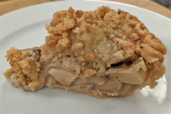 Tammy’s Apple Crumb Pie