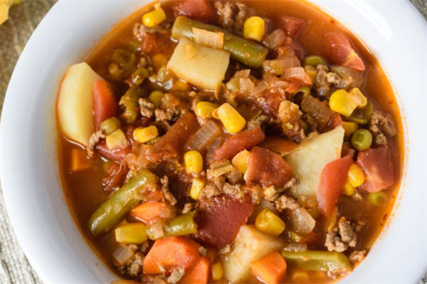 Hearty Beef and Vegetable Soup