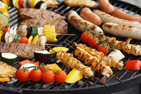 Keep food safety in mind when grilling this summer