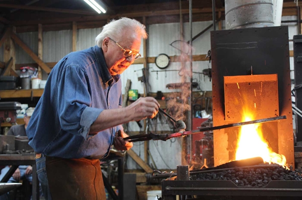 Virginia blacksmiths call on past traditions to keep the art alive