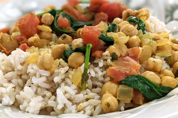 Chickpea and Spinach Curry