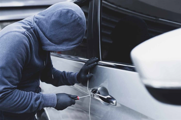 Keep your car safe from spiking summertime vehicle thefts