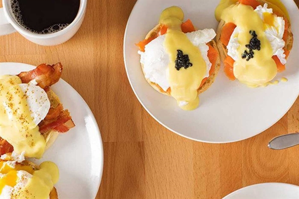 Whip up a ‘Benedict bar’ for National Brunch Month