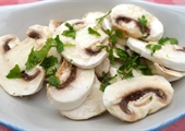 Fresh Mushroom and Parsley Salad