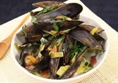 Cider-Braised Mussels with Bacon