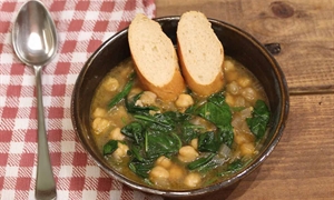 Spinach and Chickpea Soup